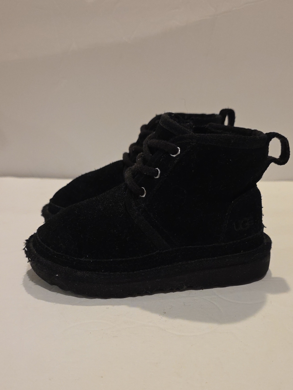 UGG Neumel Kids Black Suede Lace-Up Boots Size 9